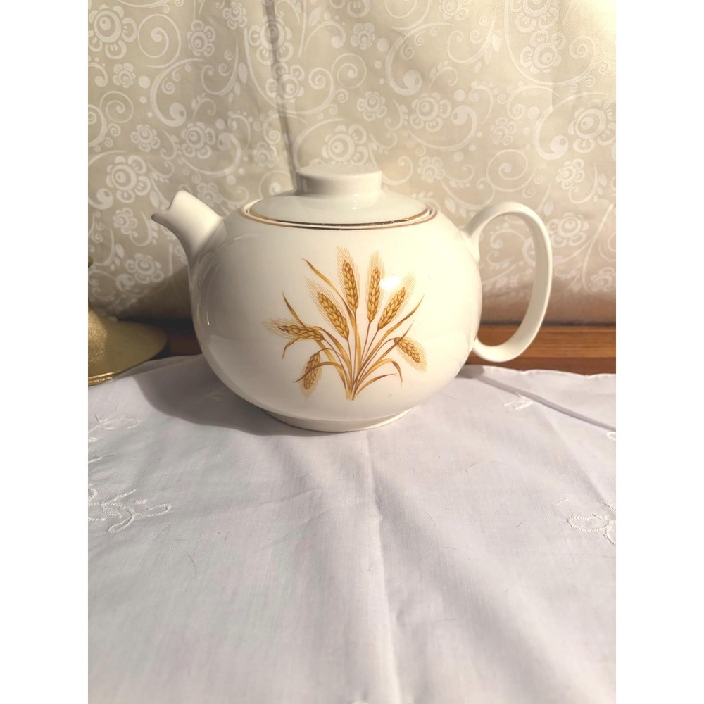 Vintage Taylor Smith & Taylor Wheat Teapot, Mid-Century Modern Ceramic Tea Pot